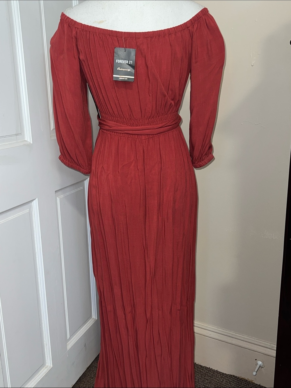 Off-Shoulder Rust Maxi Dress with Tie Waist - Picture 3 of 3